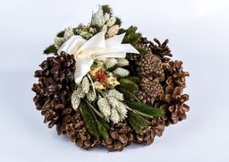 Zdobený veniec - šiška 20 cm